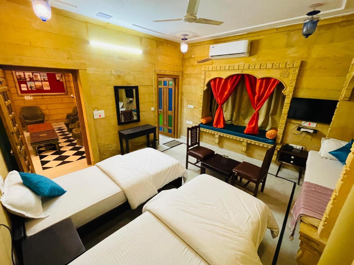 Golden Marigold Hotel Jaisalmer Exterior foto